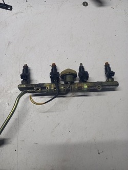 Планка впрыскивающий honda jazz 1.3 b фото №1