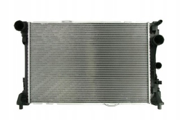 Радіаторів води mercedes c-klasse w204 2007- фото №1