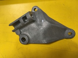 Лапи генератора кронштейн 1.3 tce renault nissan фото №1