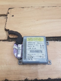 Модуль блок управления подушек подушка безопасности volvo v40 фото №1