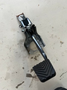 Kia rio iv yb 17- 1.2b педаль зчеплення гальма eu фото №1