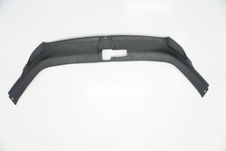 Audi q7 4l защита ремня передней верхняя 4l0807081 фото №1