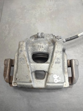 Audi a5 8t супорт праві перед фото №1