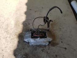 Супорт гальмівний лівий зад boxster 987 996352421 фото №1