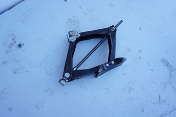 Домкрат audi a4 b8 фото №1