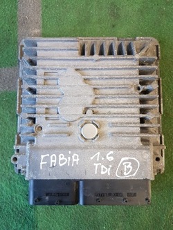 Блок керування двигуна 03l906023dj skoda fabia 1.6 tdi фото №1