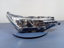 Toyota оригинальный номер 81110-02l50-00 фото №1