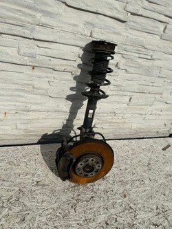 Leon iii рестайлінг golf vii поворотна опора лівий перед 2,0 5q0413031fh фото №1