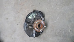 Ford focus mk4 поворотна опора права оригінал фото №1