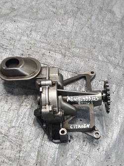 Насос масла оригинальный номер 9682393380 citroen c5 iii 2.0hdi 10r. фото №1