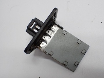 Резистор резистор нагрівача kia sportage iii 12r фото №1