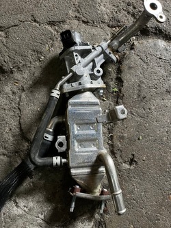 41 bmw радиаторов клапан agr egr 8576810 8576473 фото №1