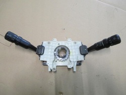 Hyundai купе ii 01-08 перемикач pod керма фото №1