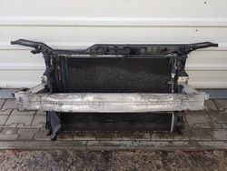 Audi a4 b8 рестайлінг 11-15r 2.0 tdi pas переднє радіатор вентилятори механічна коробка передач фото №1