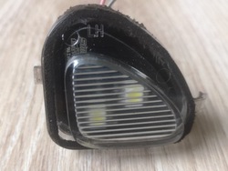 Kia ceed ii 12-18r лампа подсветка левого зеркало оригинальный номер фото №1