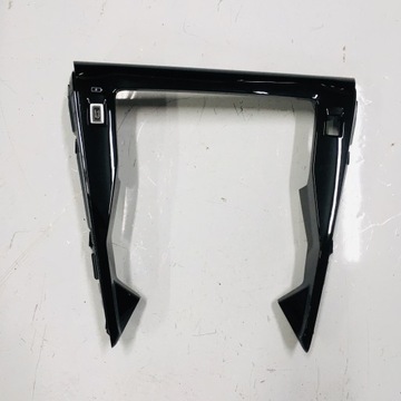 Рамка dekor гнездо usb peugeot 2008 ii 98313506dx фото №1