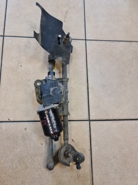 Моторчик дворник перед toyota yaris 03' фото №1