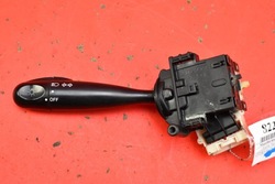Кермовий/підкермовий перемикач поворотник 1736482 toyota yaris 1 i 99-03 фото №1