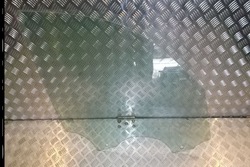 Bmw x3 f25 рестайлинг стекло дверь правая перед оригинал / хорошие фото №1