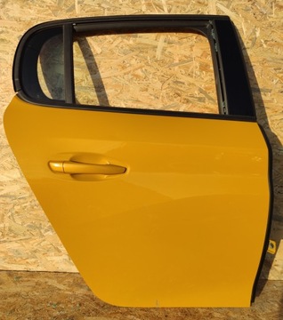 Двері праві задні правий зад peugeot 208 ii gt line фото №1