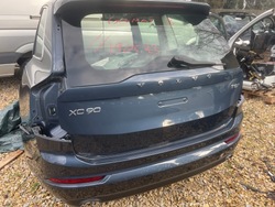 Volvo xc90 ii бампер задний 723 фото №1