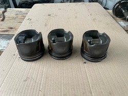 Поршень mercedes 3.0 cdi om642 8370 sprinter 906 w211 w212 фото №1