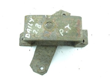 Iveco daily iii 99-06 35c 50c кріплення підвіс ресора правий зад фото №1