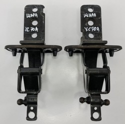 Петли крышки volvo xc70 31218425 пара фото №1