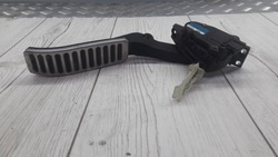 Touareg 7l педаль газа потенциометр 7l6723507 фото №1