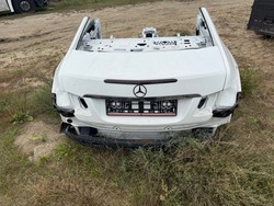 Кришка задня mercedes w207 c207 купе e400 колір біла фото №1