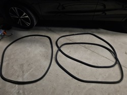 Прокладка кузовная дверь volvo xc40 правые перед зад левый перед фото №1