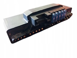 Mercedes w210 mouł предохранителей 2105400072 фото №1