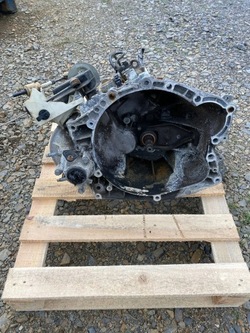 Peugeot 307 2.0 hdi коробка передач коробки передач 20dm74 фото №1