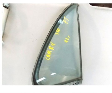 Toyota camry 3.0 93r - скло бокова права зад фото №1