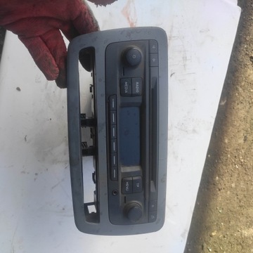 Радио автомобильные seat ibiza 4 iv 6j0035156azt фото №1