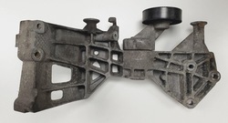 Лапи основа генератора mercedes w169 w245 фото №1