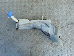 Ford kuga mk1 бак склоомивача фото №1