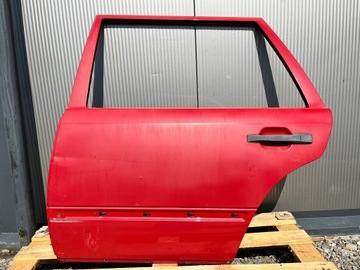 Двері лівий зад mercedes w124 універсал фото №1