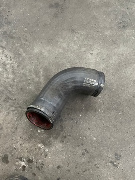 Volvo xc60 рестайлинг шланг интеркулер 31370490 фото №1