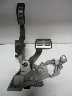 Педаль педалі audi rs6 4f0 4f1723117 4f1723523c фото №1