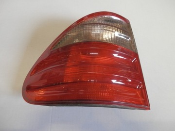 Mercedes e-klasa w210 лампа задняя w крыло левая a2108205364 фото №1