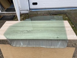 Скло передня ліва do двері vw t6 фото №1