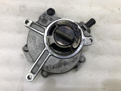Насос вакуум 06d145100e audi a4 b7 фото №1