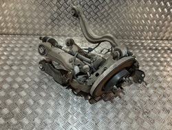 Поворотный кулак зад левый рычаги полуось land rover discovery sport l550 2.2 d фото №1