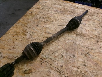 Citroen c-crosser піввісь права довга 2.2 hdi фото №1