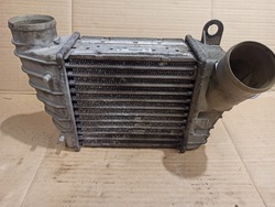 Интеркулер audi tt 8n 1.8t apx 8l9145806b фото №1