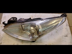 Лампа левый перед peugeot 3008 5008 09-2013 фото №1