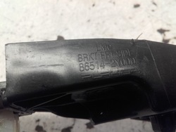 Hyunadi ix35 ковзун бампера правий перед фото №1