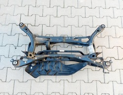 Audi q3 83a 3f 19r. колыбель подвешивание зад 3q0505235ac фото №1