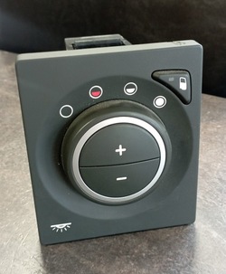 Панель регулювання освітлення volvo fh4 22562599-p01 фото №1